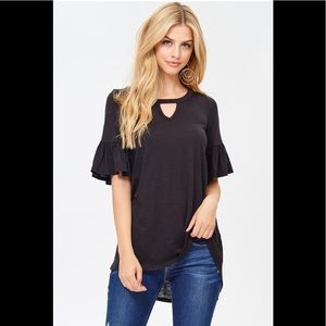 Ruffle sleeve top with keyhole detail